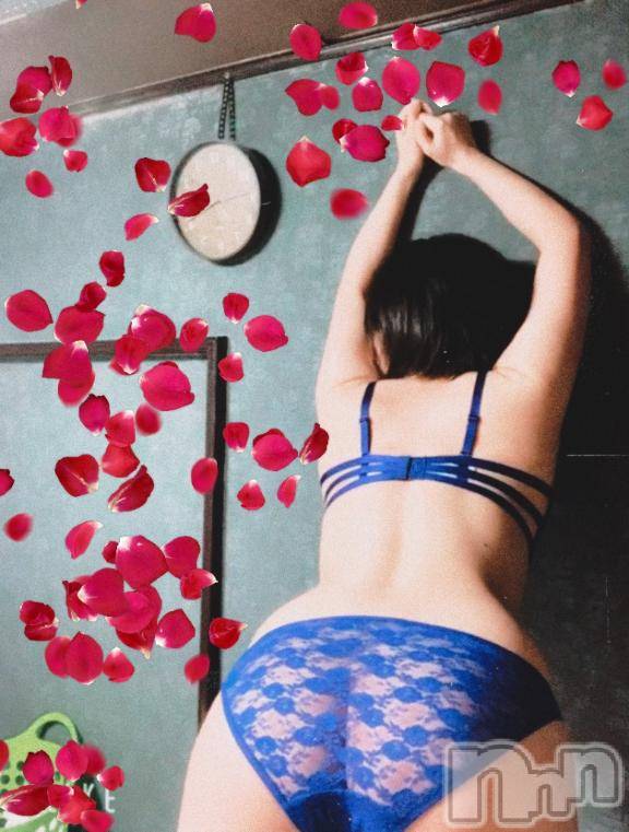 新潟ソープスチュワーデス ことり(32)の4月10日写メブログ「恵みの雨☂️」