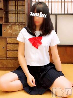 れい(18) 身長160cm、スリーサイズB89(D).W58.H88。長岡デリヘル 純・無垢(ジュンムク)在籍。