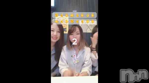  񤷤