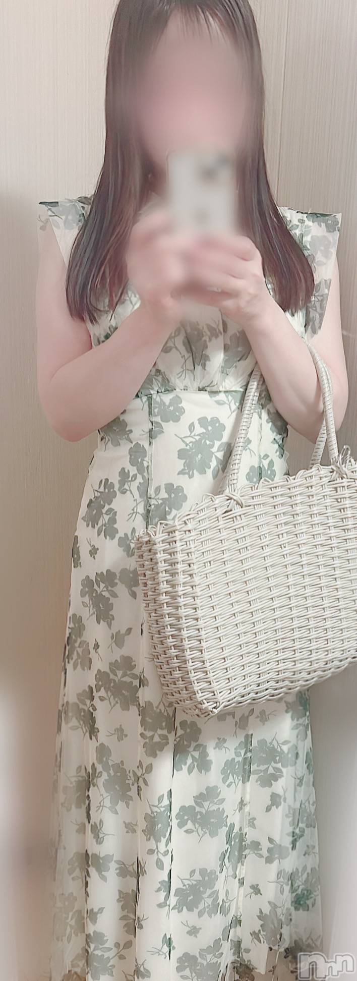 長岡人妻デリヘル長岡人妻市(ナガオカヒトヅマイチ)せな★キレイ×可愛い=キレカワ★(35)の2025年7月11日写メブログ「お久しぶりのお久しぶりです😂」