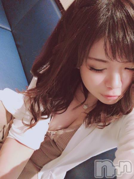 長岡デリヘル(フェイムナガオカテン)の2019年7月27日お店速報「溶けちゃう前にホテルへGo顔出しの女の子います」