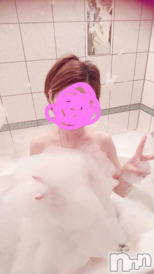 長岡デリヘル(フェイムナガオカテン)の2019年9月22日お店速報「ゲリラ美女出勤　連休初日にハッスルしませんか」