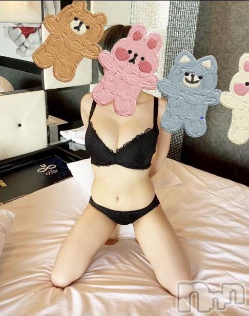 長岡デリヘル(フェイムナガオカテン)の2021年4月19日お店速報「新人爆乳ちゃん大人気嬢２名まだ空き枠ございます」