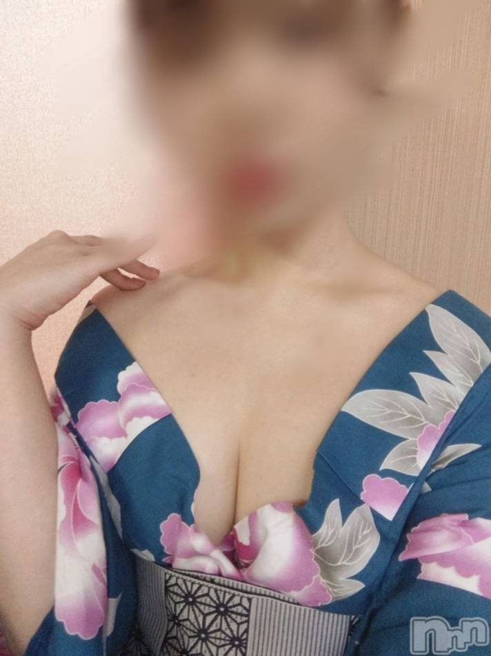 長岡デリヘル(フェイムナガオカテン)の2023年7月7日お店速報「ノーブラ浴衣で…//【個人イベなんと3000円引き】21：00現在！」