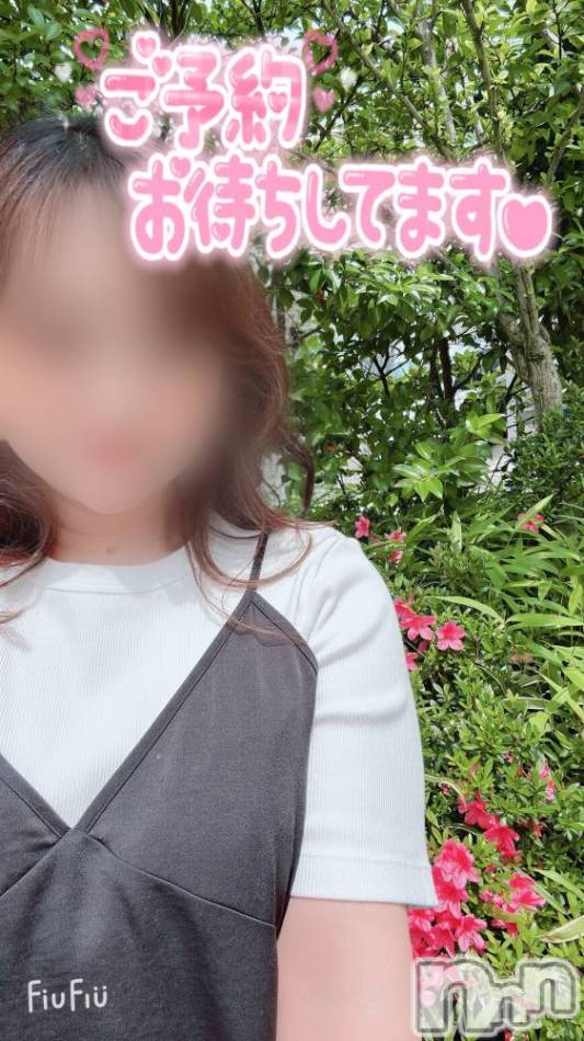 新潟デリヘル(スズランニイガタテン)の2024年6月14日お店速報「遊び方は自由//今日はどんな事したいですか？？」
