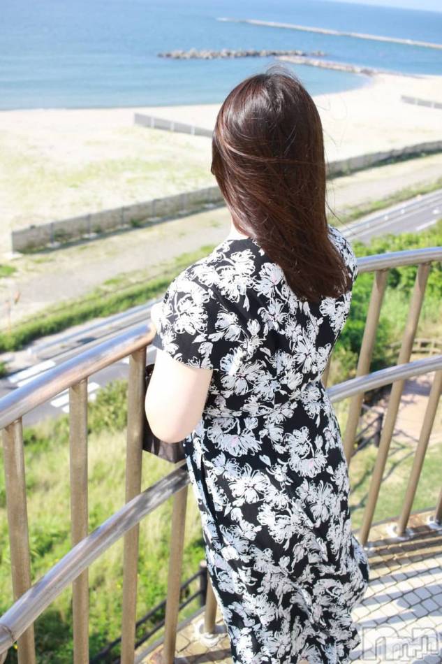 新潟デリヘル(スズランニイガタテン)の2024年12月31日お店速報「【✨感謝✨】今年も大変お世話になりました💘」