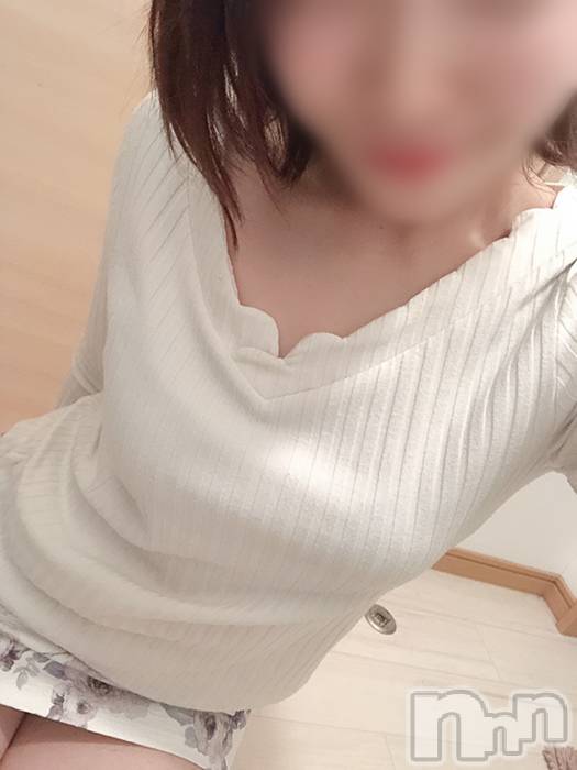 新潟人妻デリヘル人妻楼　新潟店(ヒトヅマロウ　ニイガタテン) 【P】桜川(25)の3月31日写メブログ「はじめまして♪」