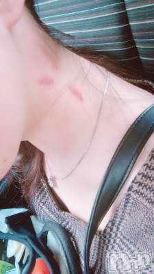 松本発デリヘル VANILLA(バニラ) まみ(19)の5月1日写メブログ「キスマーク」