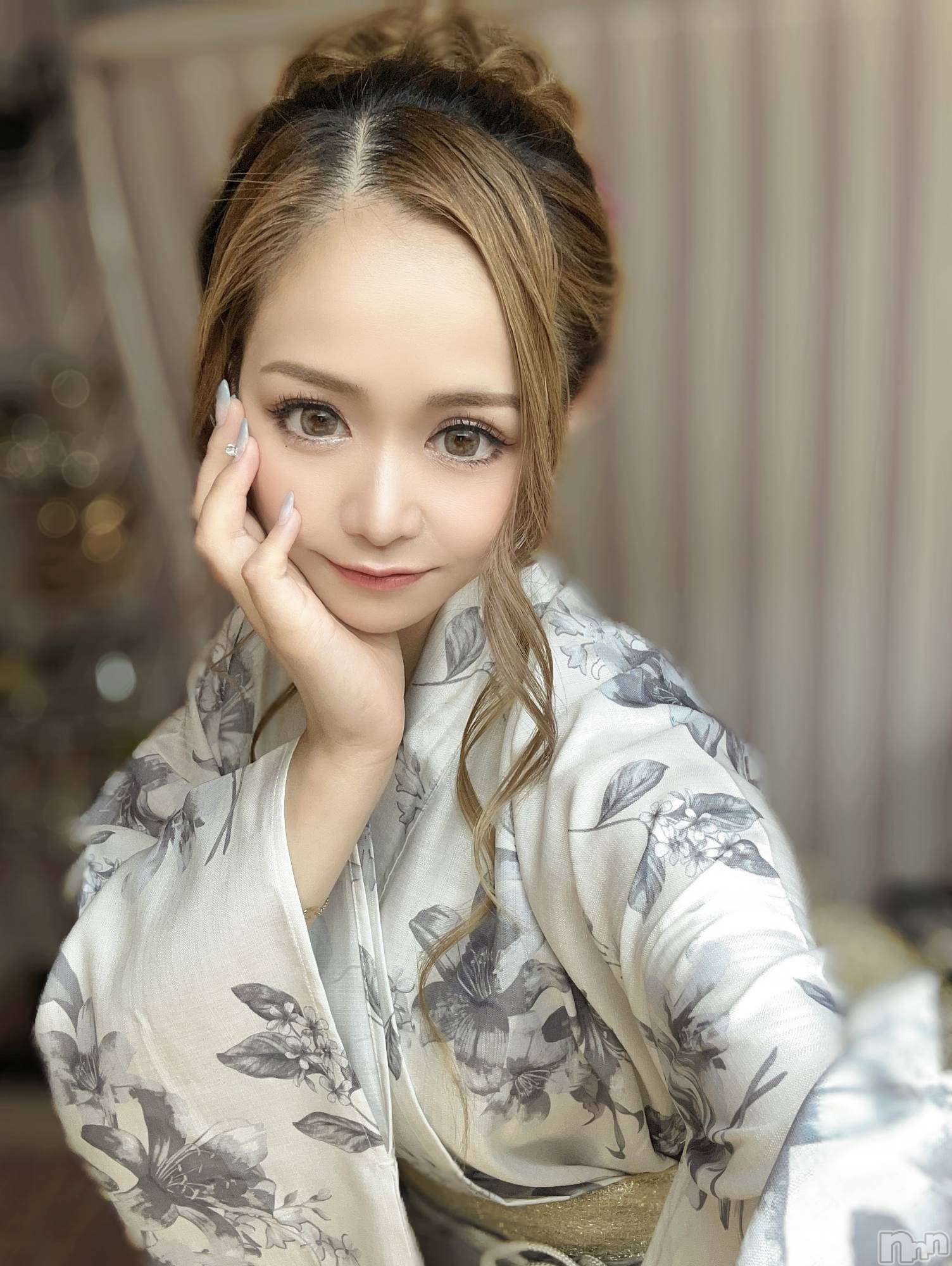 ܱХ顦club Eight(֡) 2025ǯ822̥֥822 2032ʬΥ֥