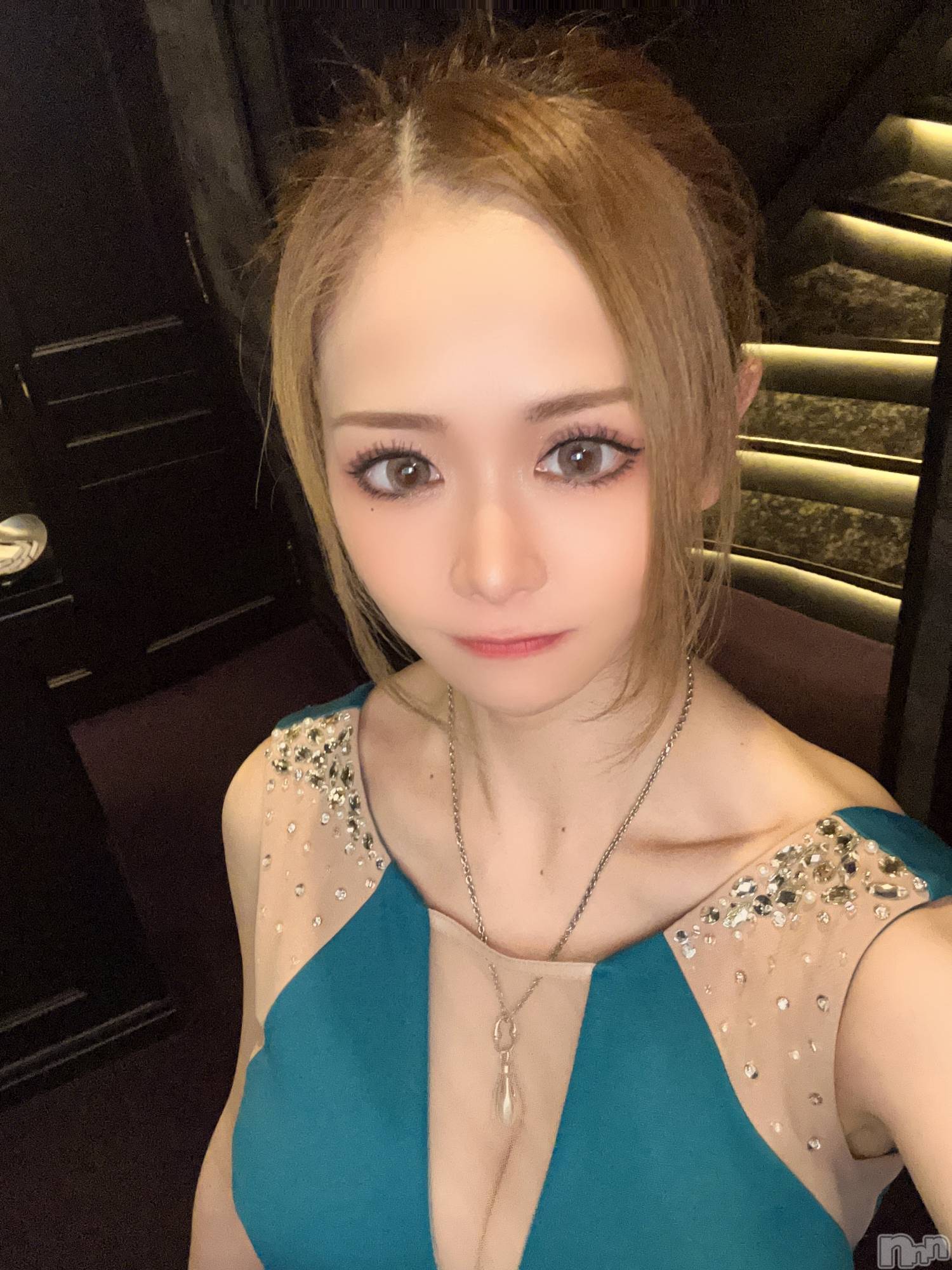 ���ܱ�������Х��顦�����club Eight(����֡�������) ��2026ǯ1��6���̥�֥�����1��6�� 22��04ʬ�Υ֥�����