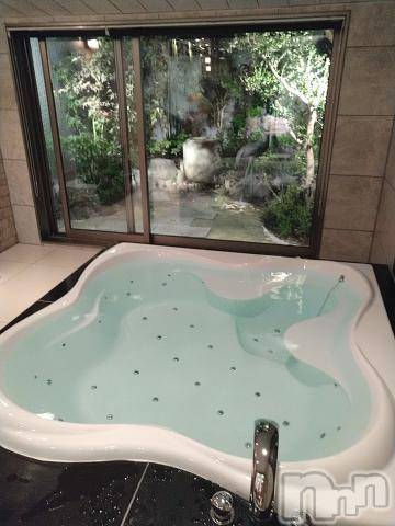 新潟デリヘル五十路マダム新潟店(カサブランカグループ)(イソジマダムニイガタテン)鈴木かのん(43)の2022年11月14日写メブログ「寝る子は育つ。」