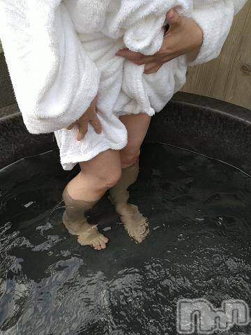 新潟デリヘル五十路マダム新潟店(カサブランカグループ)(イソジマダムニイガタテン)鈴木かのん(43)の2023年12月2日写メブログ「入れないので・・」