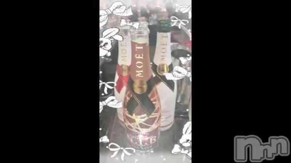 ��(♥︎)��