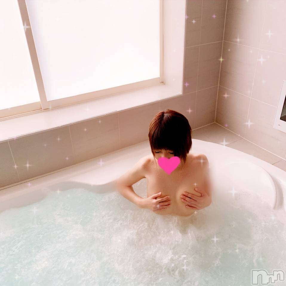上越デリヘルClub Crystal(クラブ　クリスタル) ゆあ(24)の3月5日写メブログ「さ、さむい。。」