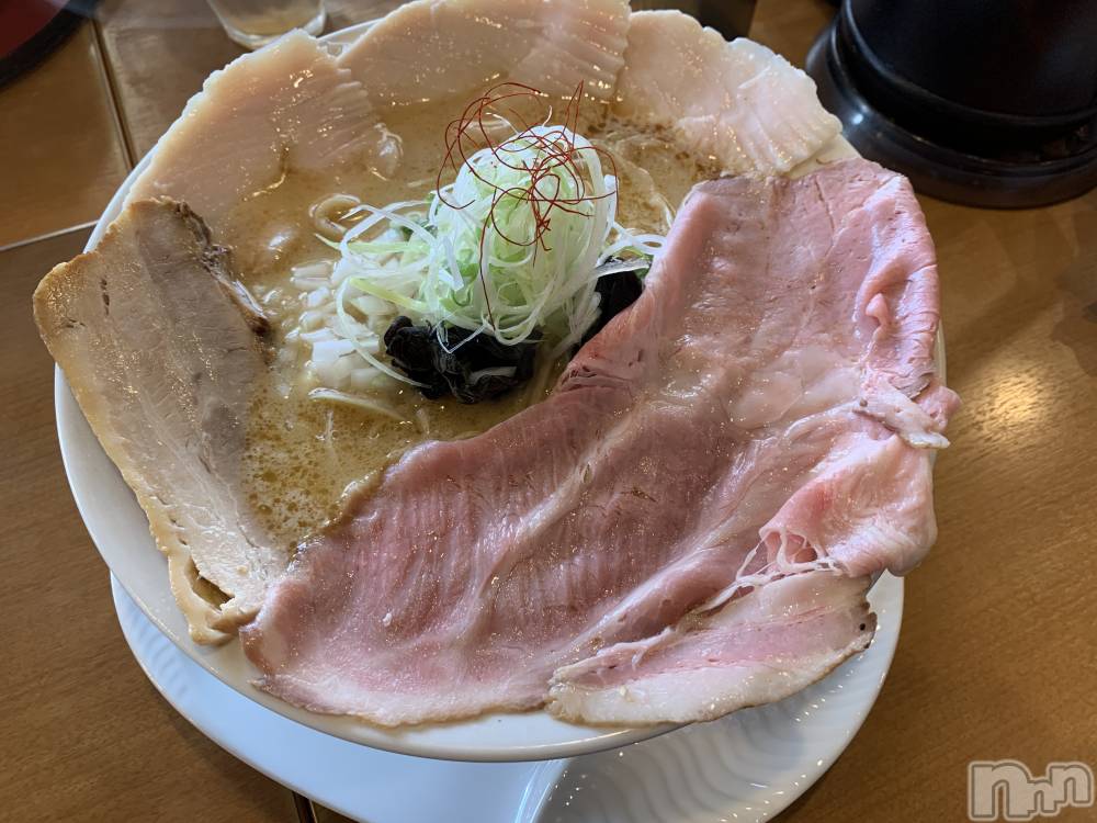 上越デリヘルClub Crystal(クラブ　クリスタル) ゆあ(24)の12月16日写メブログ「出勤予定です♡/」