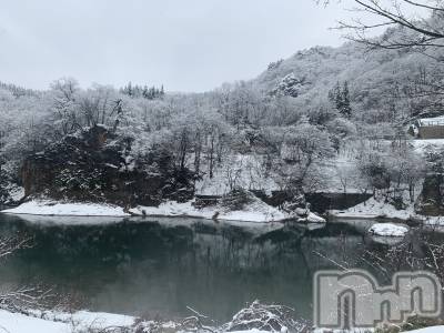 上越デリヘル らぶ妻　～新潟の人妻が集う店～(ラブツマ) 綺麗　浅見さやか(43)の12月28日写メブログ「冬景色❄️」
