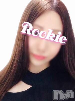 新人☆きり(26) 身長158cm、スリーサイズB84(C).W57.H84。長岡デリヘル ROOKIE(ルーキー)在籍。