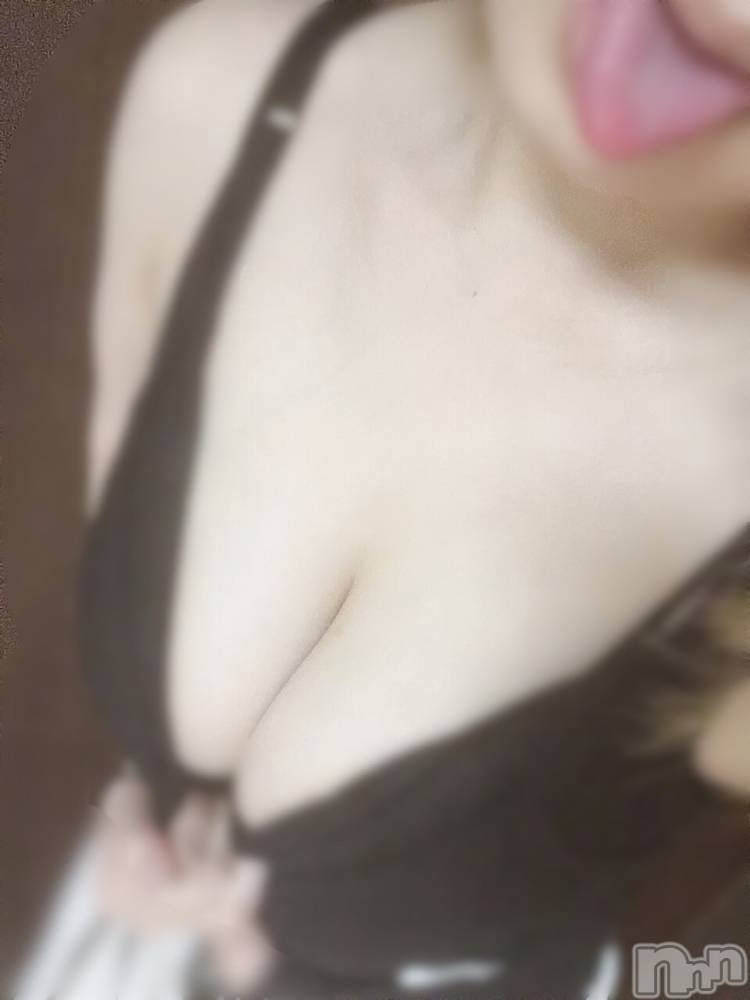 三条デリヘルLady-出稼ぎ0！地域密着デリヘル-(レディー) さな☆超セクシー爆乳(28)の7月4日写メブログ「吹くのは仕方なくない？」
