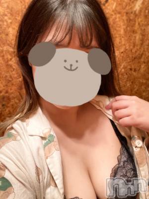 新潟手コキ sleepy girl(スリーピーガール) いろはちゃん(26)の11月18日写メブログ「のこり2日」