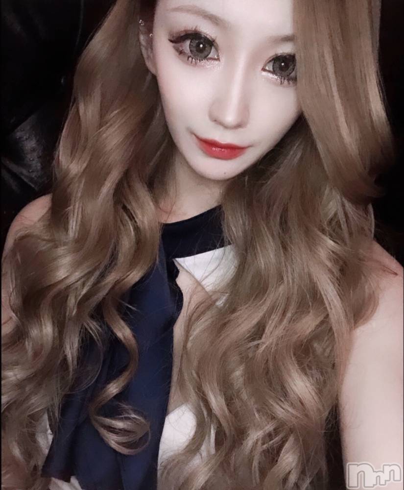 �����������Х��顦�����GRAND ROUGE(�����롼����) �����ޤʤ�7��12���̥�֥����֥��饭�饭��о��