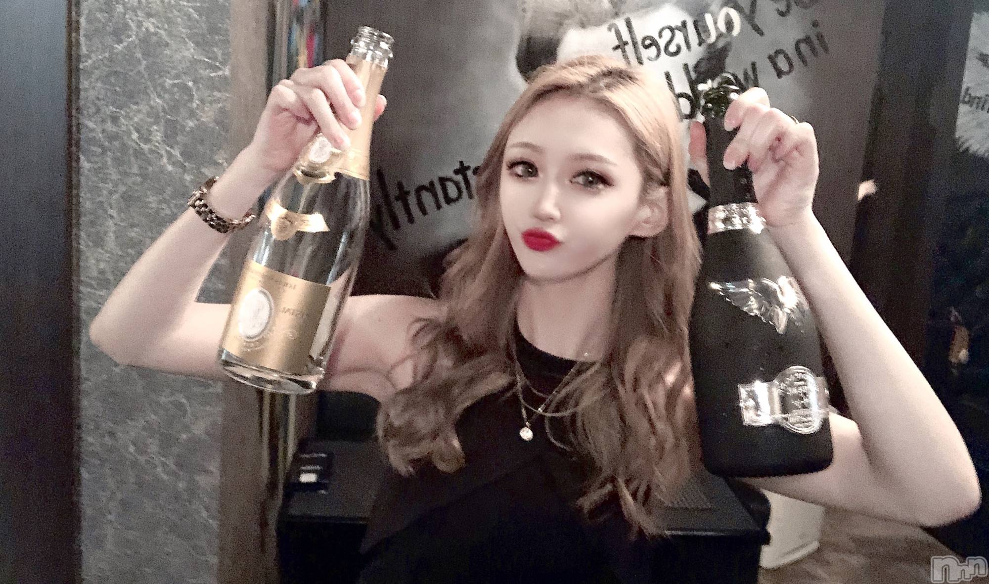 �����������Х��顦�����GRAND ROUGE(�����롼����) ��2020ǯ7��2���̥�֥����֤����ͤ˸���줿�Τǰո�����������(๑╹◡╹)��"��