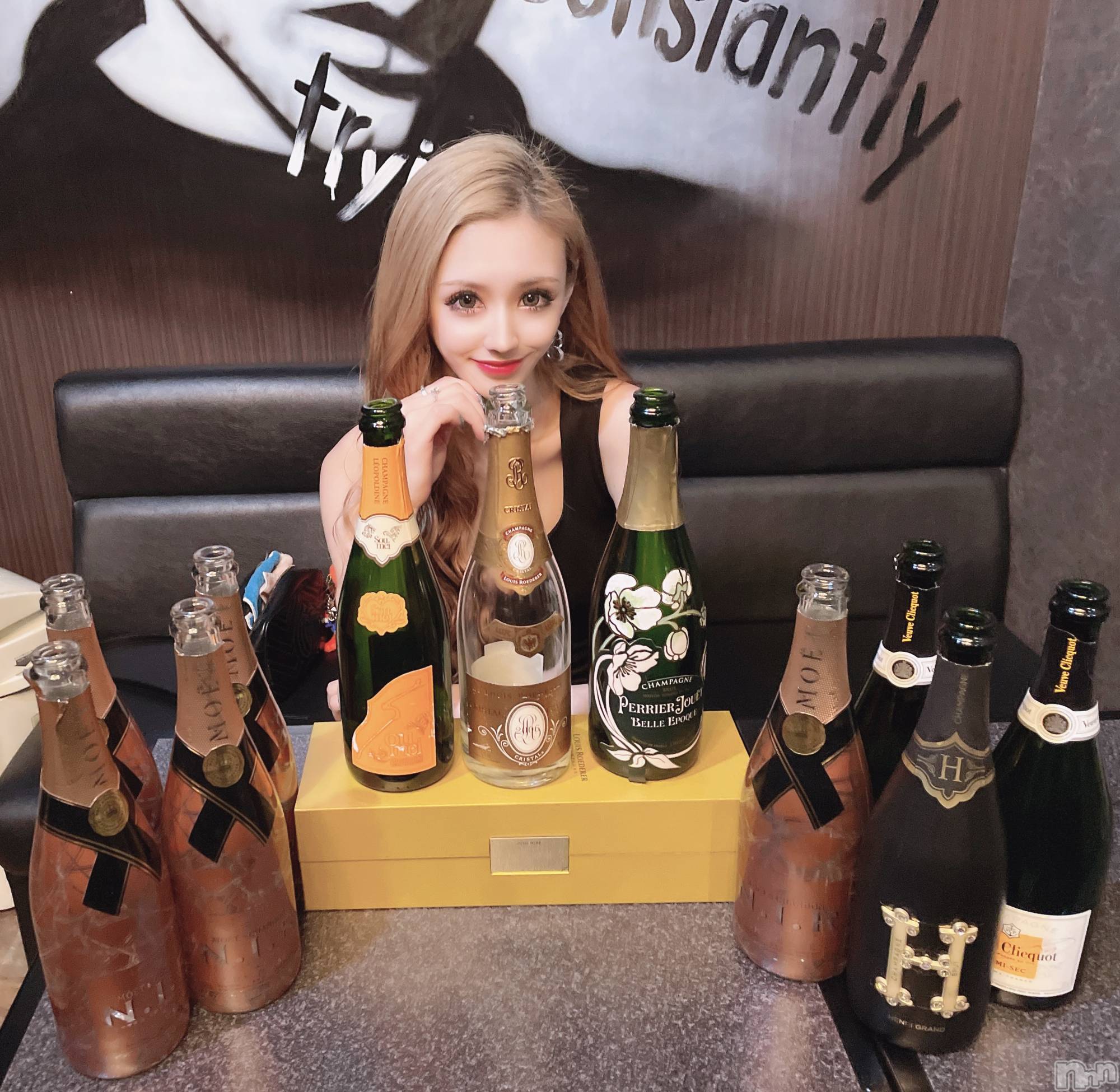 �����������Х��顦�����GRAND ROUGE(�����롼����) ��2021ǯ2��5���̥�֥����֥�ꤹ������💗��