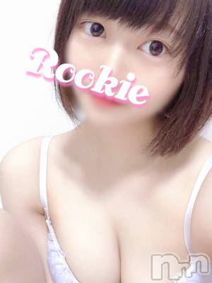 新人☆にじか(20) 身長162cm、スリーサイズB87(E).W58.H85。長岡デリヘル ROOKIE(ルーキー)在籍。