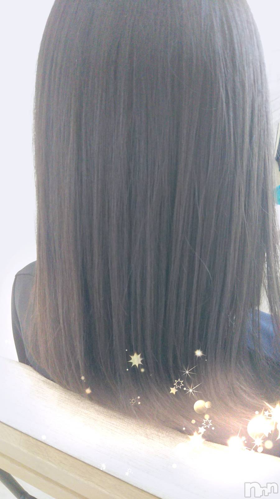 新潟デリヘルNiCHOLA(ニコラ)ことは(18)の2019年8月7日写メブログ「髪を切りました」