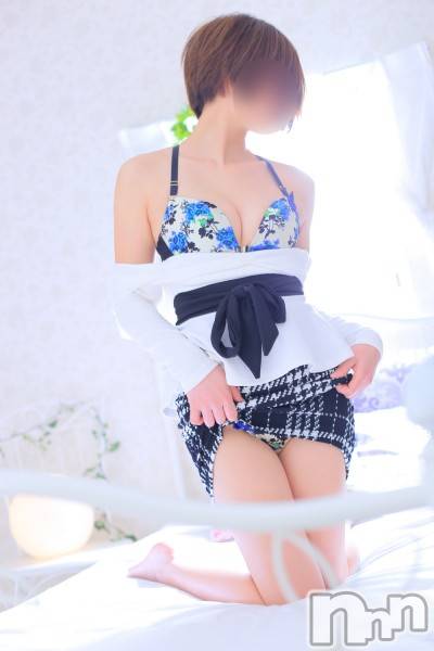 新潟デリヘル(エース)の2020年3月3日お店速報「オ・ト・ナ綺麗系美女『かおりちゃん』出勤です」