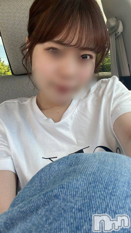 新潟デリヘル(エース)の2022年8月5日お店速報「本日も間違いなしの美女達が出勤ご予約は是非お早めに」