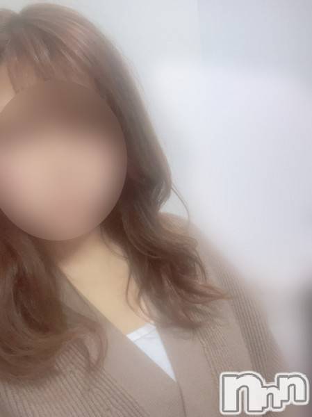 新潟デリヘル(エース)の2023年1月11日お店速報「新人りさちゃん2回目是非お早めにお問い合わせ下さい」