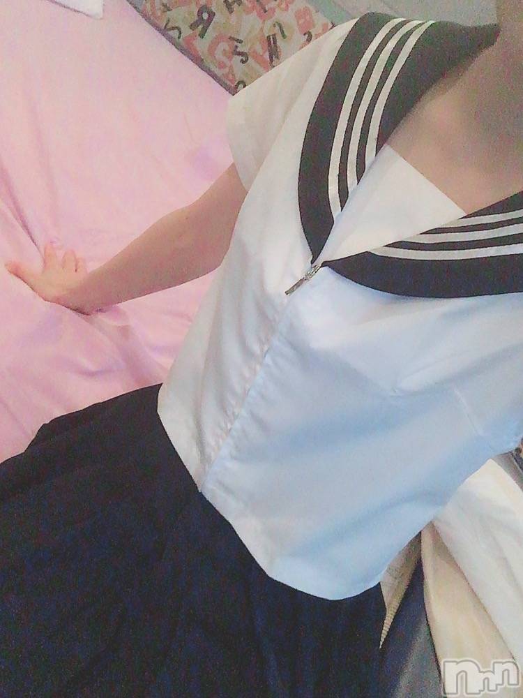 長岡デリヘル純・無垢(ジュンムク) 新人☆ゆみ(19)の10月11日写メブログ「出勤」