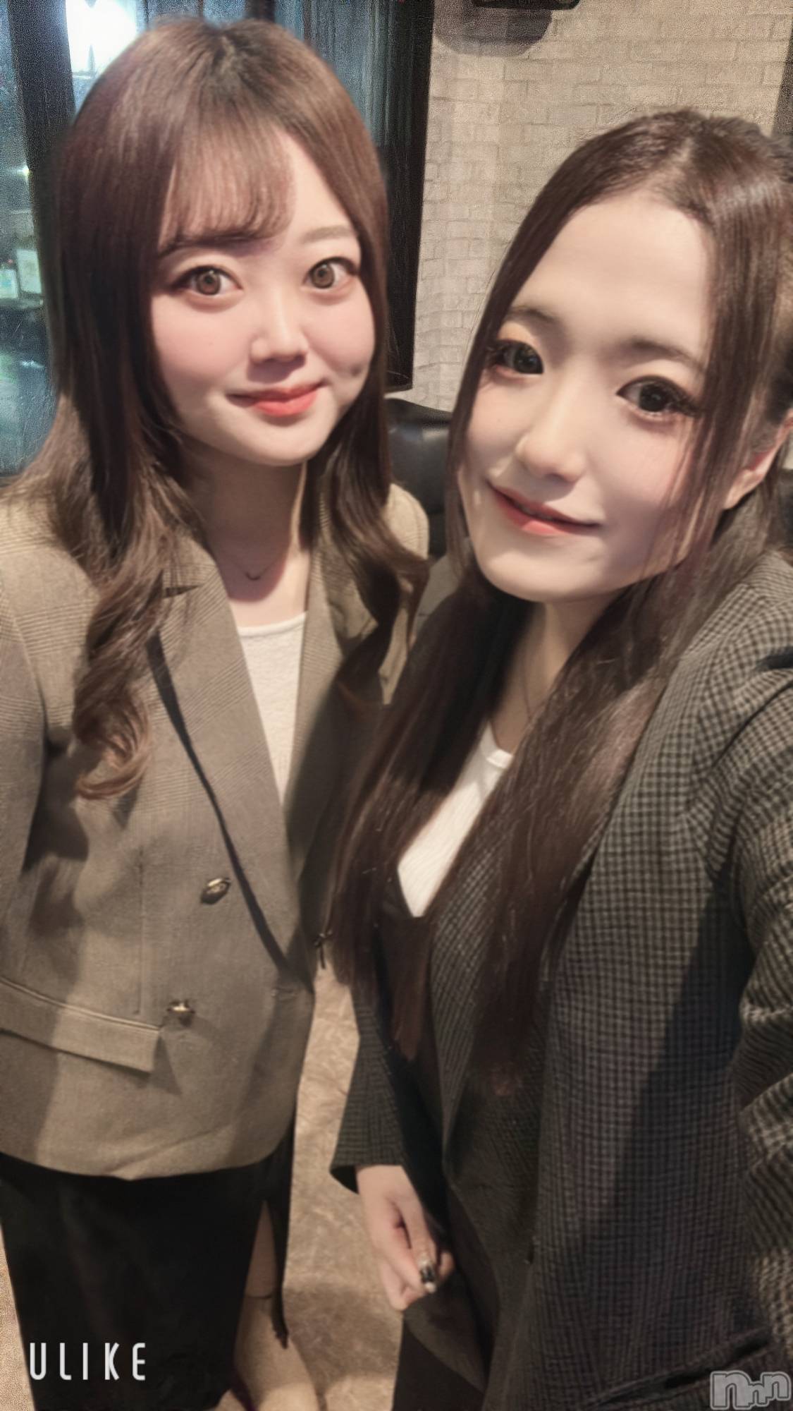 新潟駅前スナック・ガールズバーGirls Bar Bacchus新潟駅前店(バッカスエキマエテン) の2025年10月26日写メブログ「双子さん👯♀️」