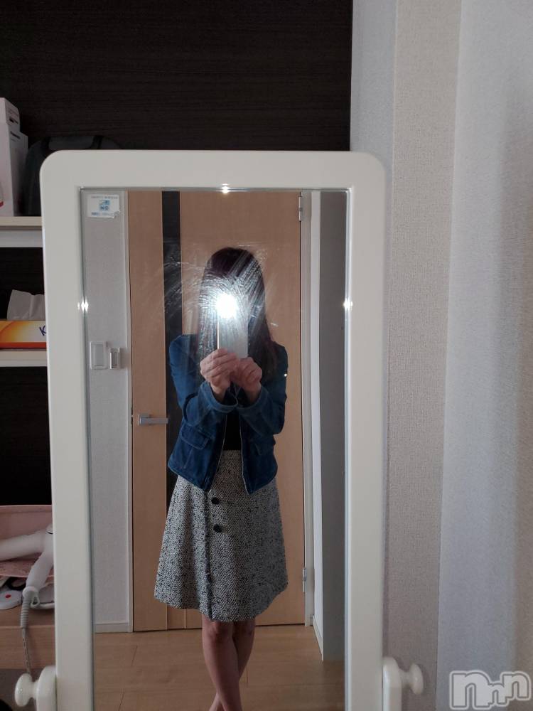 松本発デリヘル松本人妻援護会(マツモトヒトヅマエンゴカイ) あさみ（しらゆり）(49)の11月17日写メブログ「おはよう＼(・o・)／」