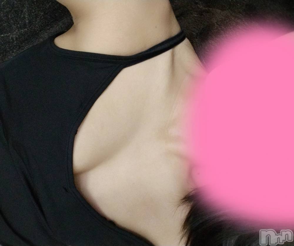 長岡人妻デリヘル人妻楼　長岡店(ヒトヅマロウ　ナガオカテン) さえ(30)の8月23日写メブログ「寝転がって写真とったら～」