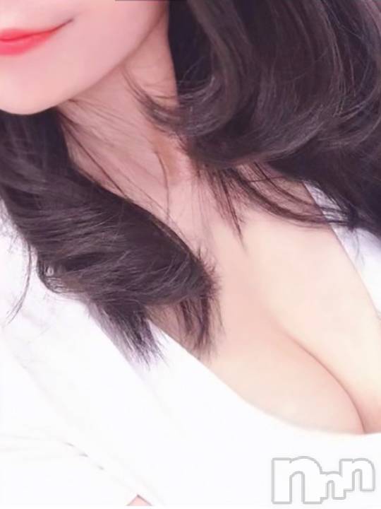 新潟メンズエステ(サイショクケンビ　ニイガタチュウオウテン)の2020年1月9日お店速報「【今すぐご案内できます】黒髪がよく似合う清楚系奥様『まいかさん』」