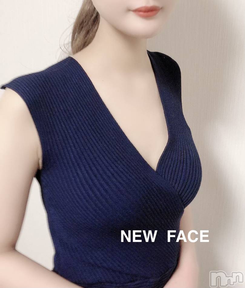 新潟メンズエステ(サイショクケンビ　ニイガタチュウオウテン)の2021年12月24日お店速報「《△残りわずか》本日【さくら】【しおん】【エマ】3名出勤です！」