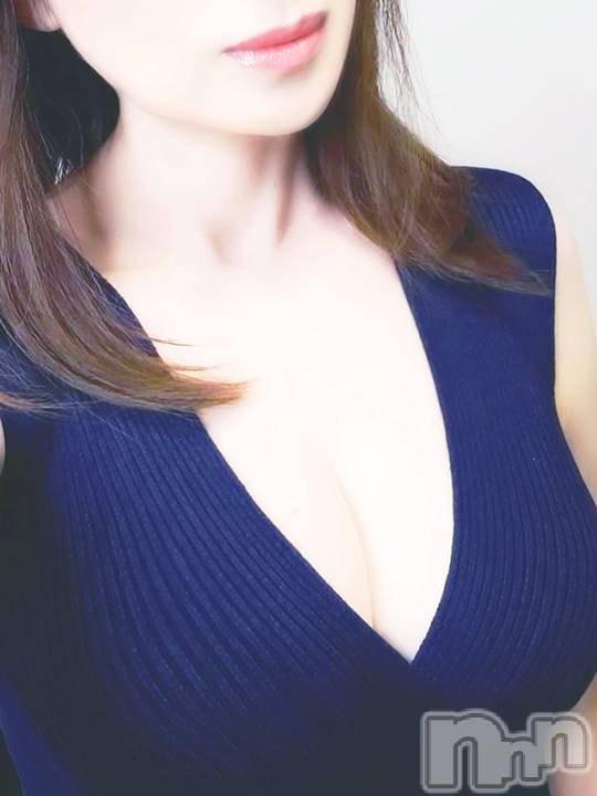 新潟メンズエステ(サイショクケンビ　ニイガタチュウオウテン)の2022年5月13日お店速報「《△残りわずか》本日【サクラ】【しおん】2名出勤です！！」