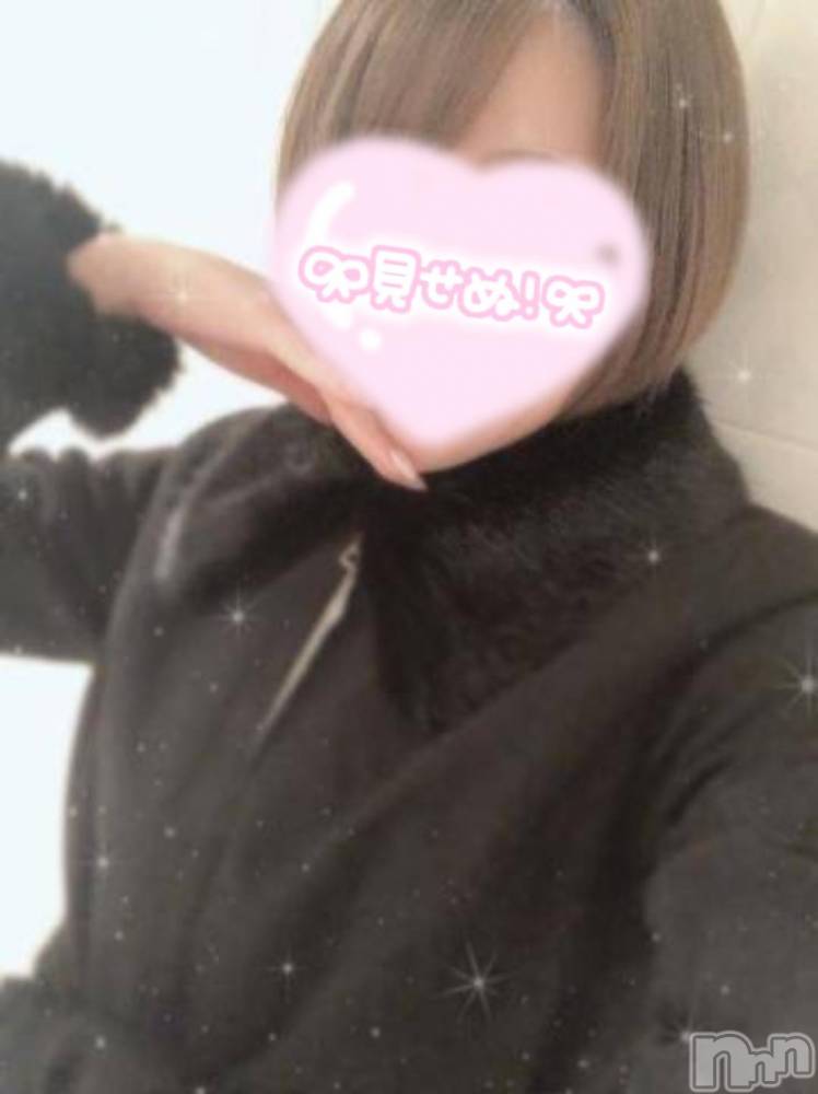 新潟人妻デリヘル新潟人妻　2nd Wife(セカンドワイフ) なみ奥様(26)の10月30日写メブログ「出勤予定😗」