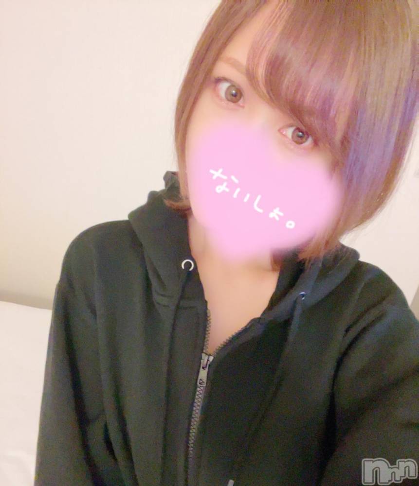 新潟人妻デリヘル新潟人妻　2nd Wife(セカンドワイフ) なみ奥様(26)の11月1日写メブログ「[お題]from:はなさん」