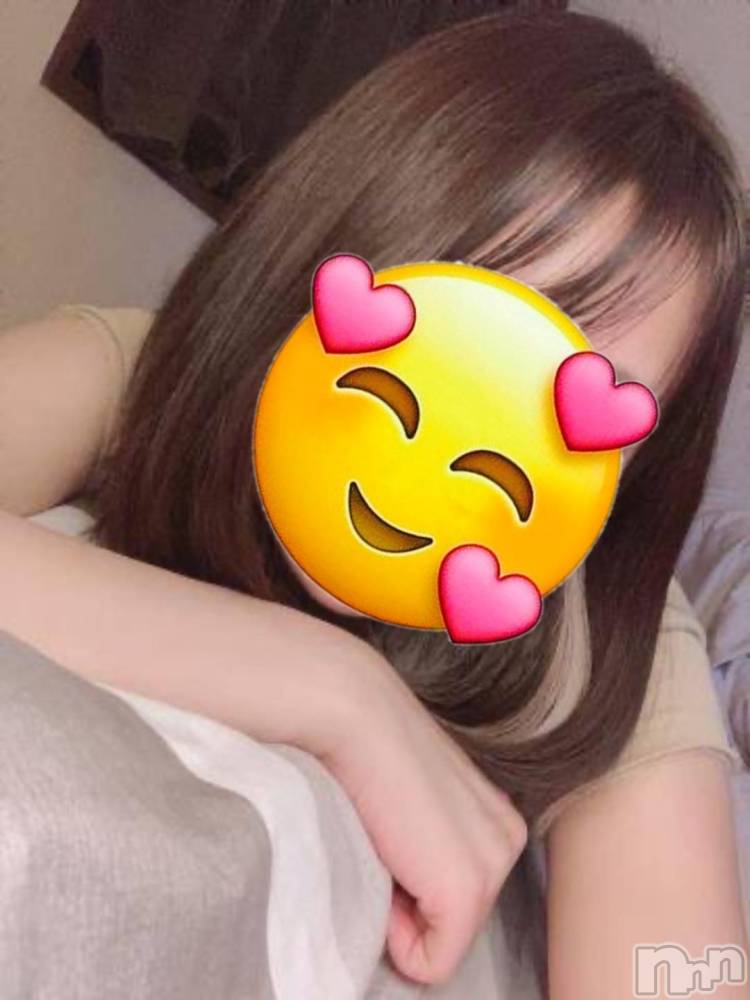 新潟人妻デリヘル新潟人妻　2nd Wife(セカンドワイフ) なみ奥様(26)の11月5日写メブログ「こんばんは😘」