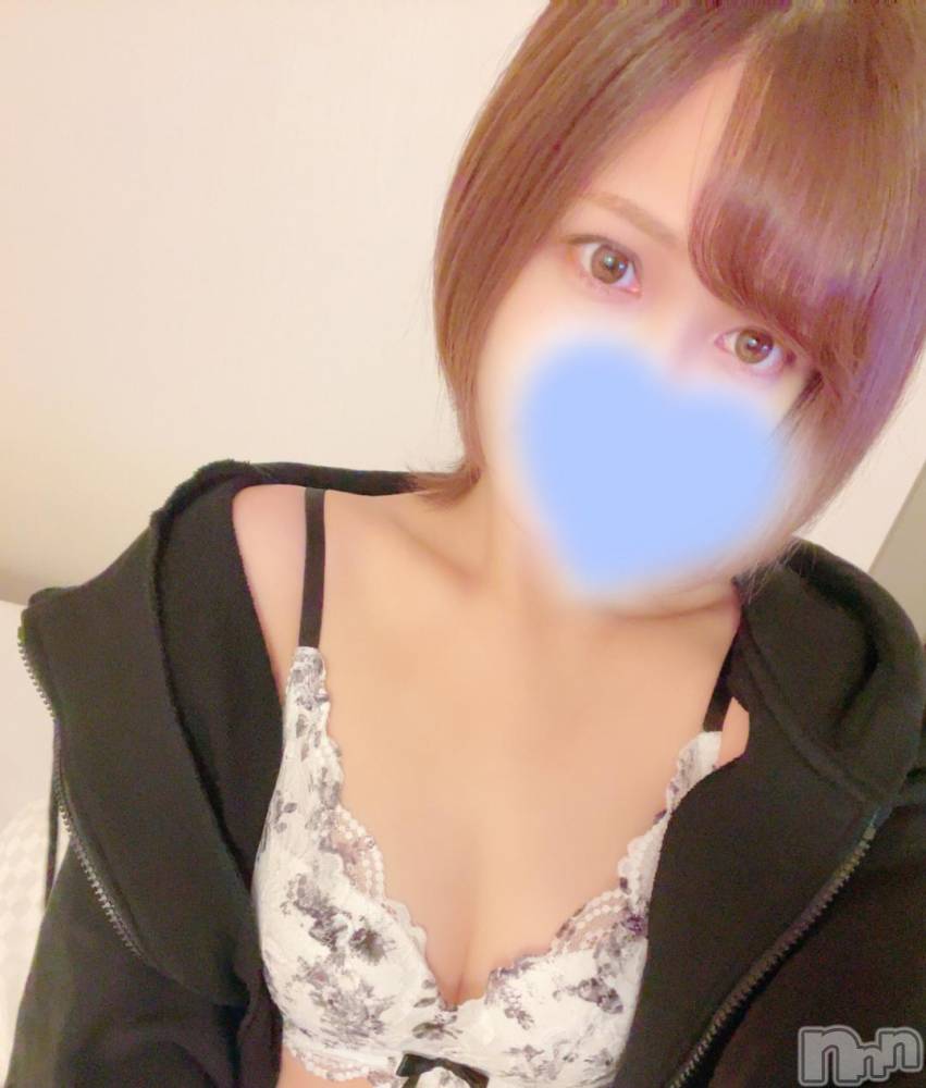 新潟人妻デリヘル新潟人妻　2nd Wife(セカンドワイフ) なみ奥様(26)の11月15日写メブログ「退勤しました🫣」