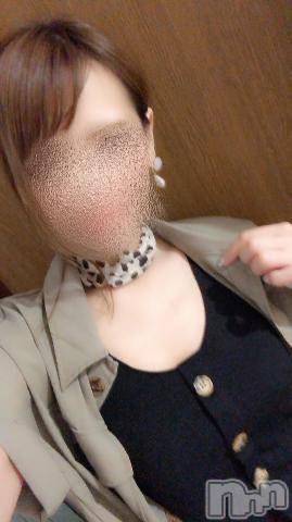 新潟人妻デリヘル新潟人妻　2nd Wife(セカンドワイフ) なみ奥様(26)の4月28日写メブログ「こんばんは😘」