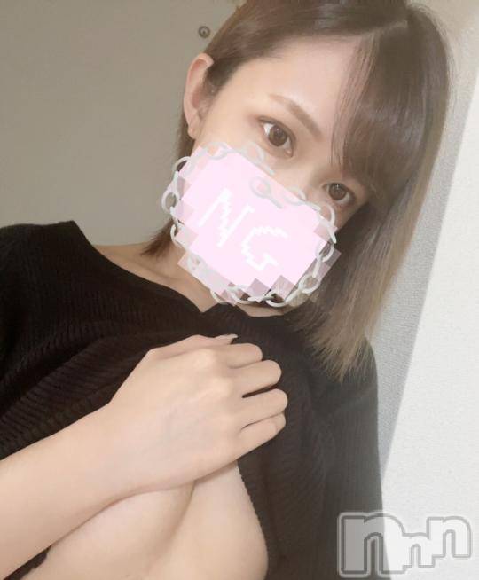 新潟人妻デリヘル新潟人妻　2nd Wife(セカンドワイフ)なみ奥様(26)の2024年10月13日写メブログ「退勤しました🤗」