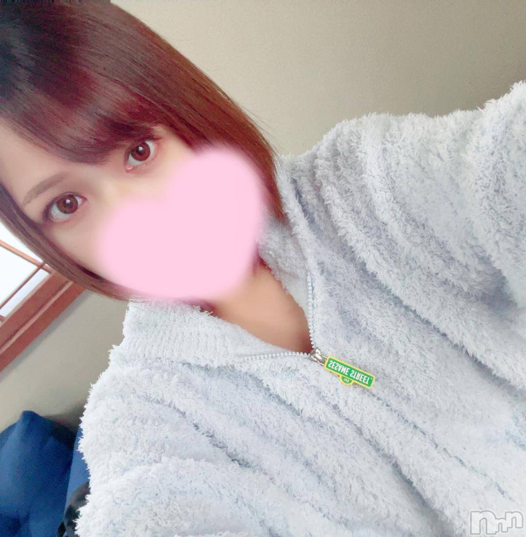 新潟人妻デリヘル新潟人妻　2nd Wife(セカンドワイフ)なみ奥様(26)の2024年11月29日写メブログ「[お題]from:猫の奴隷さん」