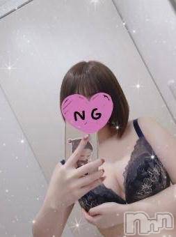 新潟人妻デリヘル 新潟人妻　2nd Wife(セカンドワイフ) なみ奥様(26)の10月19日写メブログ「こんばんは🥰」