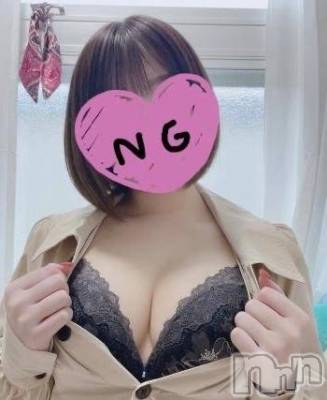 新潟人妻デリヘル 新潟人妻　2nd Wife(セカンドワイフ) なみ奥様(26)の11月8日写メブログ「出勤しました🥳」
