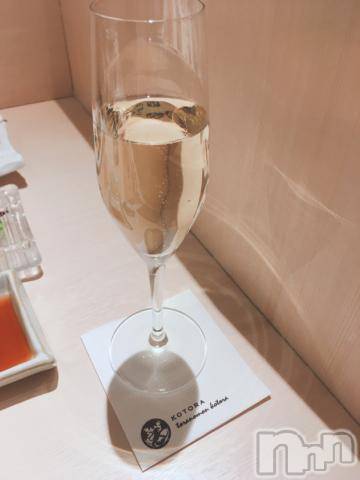 新潟人妻デリヘル人妻不倫処　桃屋　新潟店(ヒトヅマフリンドコロモモヤ)れんか清楚系エロ(38)の2019年11月18日写メブログ「お礼?とセクシー画じゃなくてすみません」