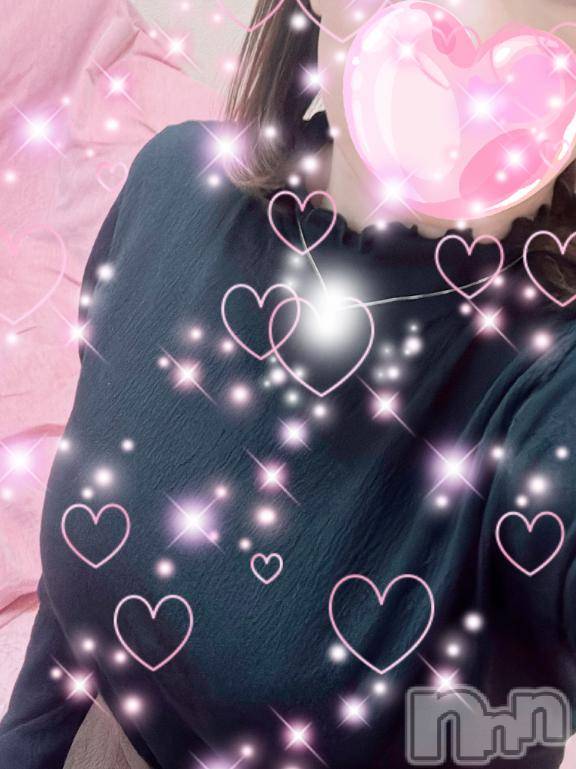 新潟デリヘル人妻不倫処　桃屋　新潟店(ヒトヅマフリンドコロモモヤ)れんか清楚系エロ(38)の2025年11月16日写メブログ「そういえば今日は急遽出勤追加！？」