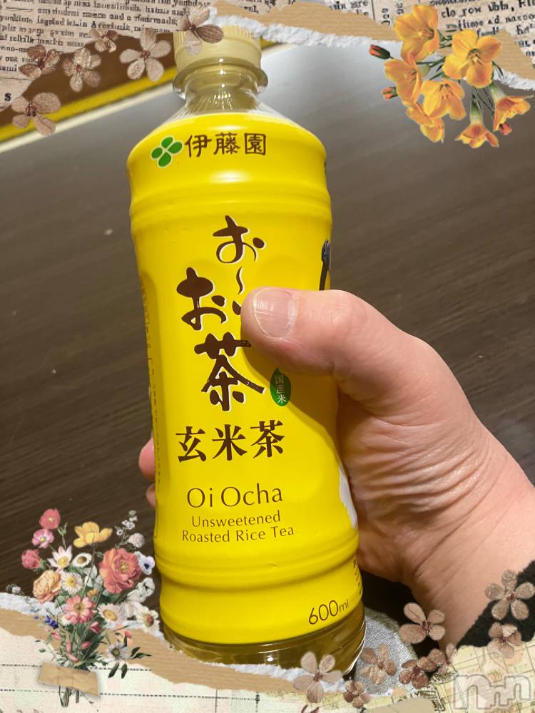 上越デリヘル上越最安値！奥様Deli急便(ジョウエツサイヤスネ！オクサマデリキュウビン) 限定レア出勤 みやび(49)の4月23日写メブログ「【4月21日   パールでの♪】」